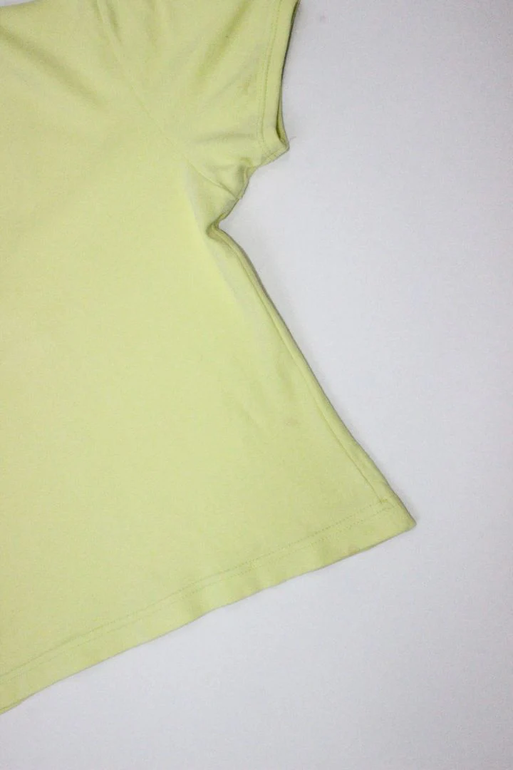 VINTAGE ELLE —Baby Tee - Image 4