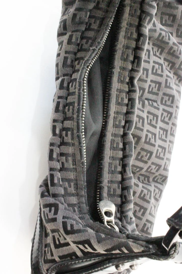 VINTAGE, FENDI, ZUCCA SHOULDER BAG - Image 10